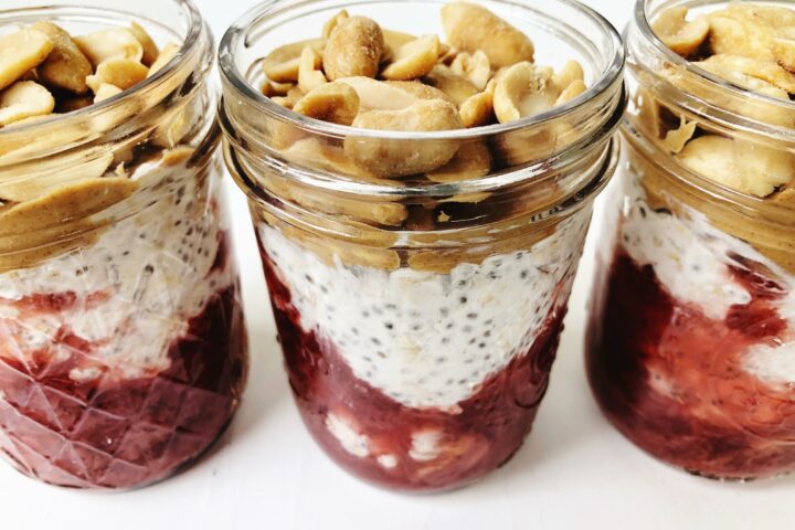 Peanut Butter Strawberry Overnight Oats